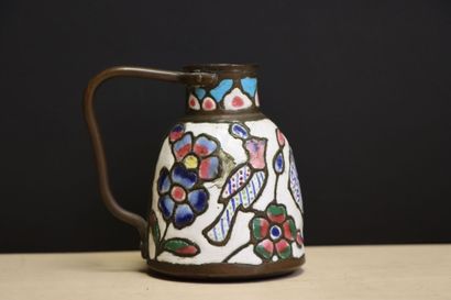 Pichet en émaux cloisonné. 
Iran ou Turquie...