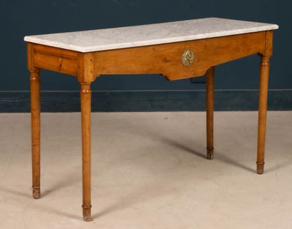 Console dessus marbre blanc. 

78 x 120 x...