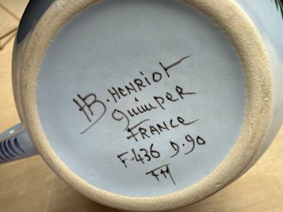Faïencerie Henriot-Quimper. 
Encrier, plateau...