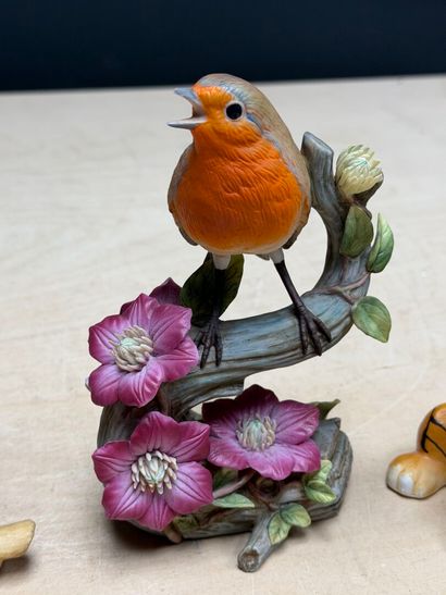 Huit sujets animaliers en biscuit
H. :de...