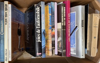 Deux cartons de livres: Navigation, Automobile,...