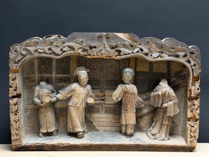 Autel en bois sculpté à haut relief de musiciennes
CHINE...