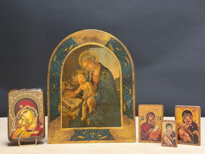 Cinq reproductions d'icônes religieuse. 
H....