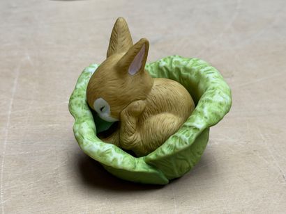 FRANKLIN Neuf statuettes animalieres en porcelaine....