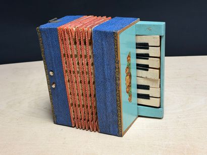 Accordéon Hohner et petit accordéon jouet...