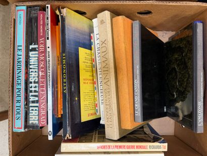 Trois cartons de livres divers