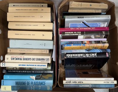 Deux cartons de livres: Navigation, Automobile,...