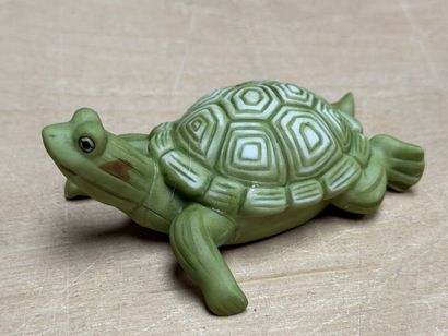 FRANKLIN Neuf statuettes animalieres en porcelaine....