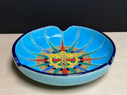 LONGWY. 
Cendrier en faience BNCI 
D. :13,5...