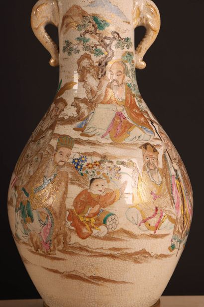 Pied de lampe en faience de Satsuma, monture...