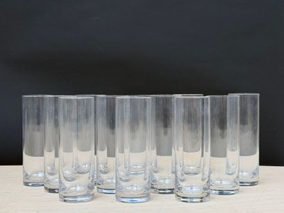 BACCARAT
Douze verres à orangeade en cristal....