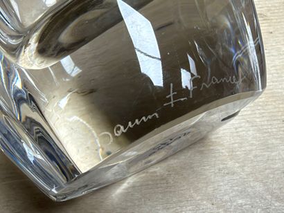 DAUM FRANCE. 
Pied de lampe et vase. 
on...