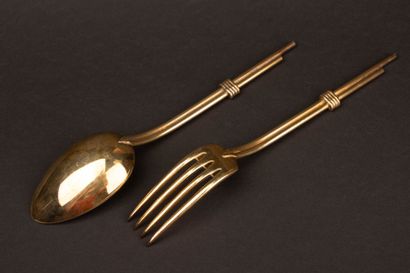 Jean DESPRES (1889–1980) 
Gilded metal cutlery...