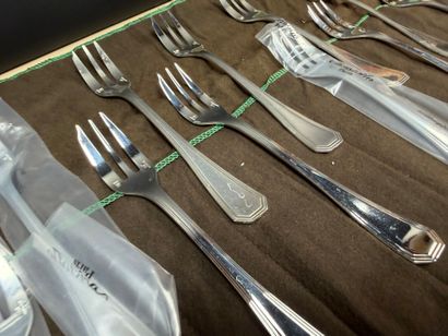 CHRISTOFLE AMERICA model
Silver plated cutlery...