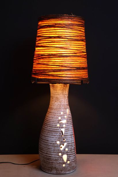 ACCOLAY 
Ceramic and resin lamp, 1960s. 
H:...