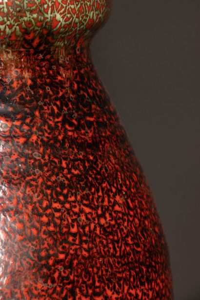 ACCOLAY
Stoneware vase with speckled red...