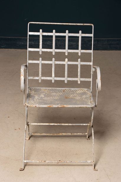 Folding garden chair made of woven iron and...