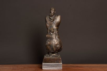 Figurine. 
Patinated bronze sculpture on...