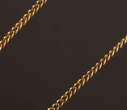 Flat curb-link gold chain.
750°/00 gold
L:...