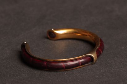 HERMÈS 
