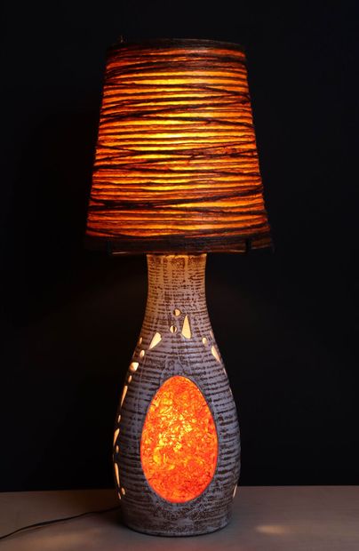 ACCOLAY 
Ceramic and resin lamp, 1960s. 
H:...