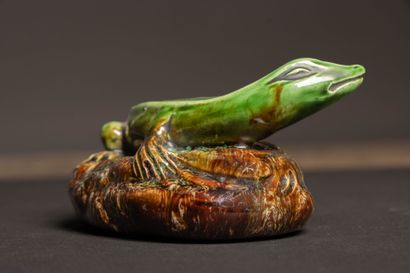 BOSCH
Sculpture of a lizard on a rock. 
H:...