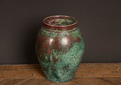 Pierre-Adrien DALPAYRAT (1844–1910)
Bulbous...
