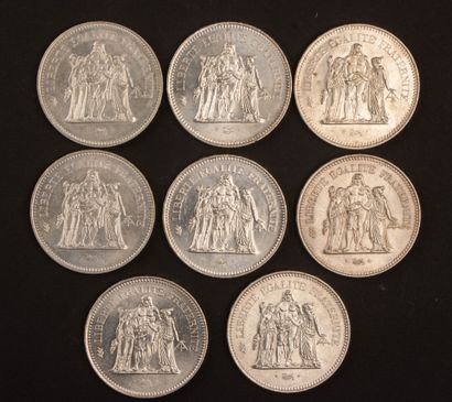 Set of 8 50-franc silver Hercules coins.
Weight:...