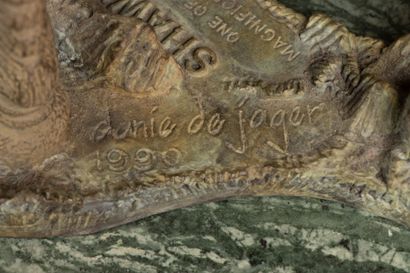 Danie DE JAGER (1936–2003) 
Shawu (1994)
Bronze...