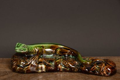 BOSCH
Sculpture of a lizard on a rock. 
H:...