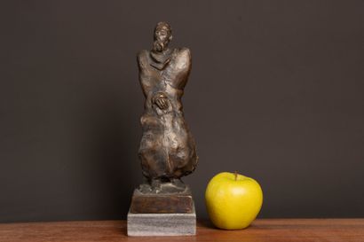 Figurine. 
Patinated bronze sculpture on...