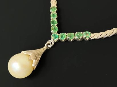 Necklace in 750°/00 white gold with small...