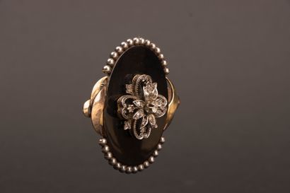 Jean DESPRES (1889–1980) 
Large oval brooch...