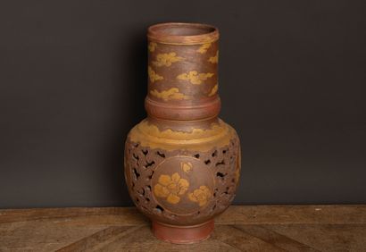 Ernest CHAPLET (1835–1909)
Brown stoneware...