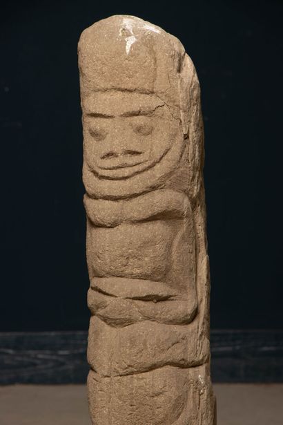 POLYNESIA - Marquesas Islands. 
Large Tiki...