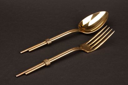Jean DESPRES (1889–1980) 
Gilded metal cutlery...