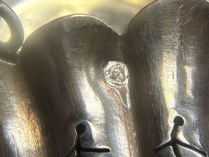 Cinq passe-thés en argent, poinçon minerve....