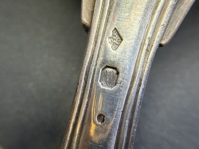 Deux louches en argent poinçon veillard....