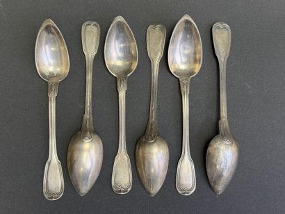 Six petites cuillères en argent,modèle filet...
