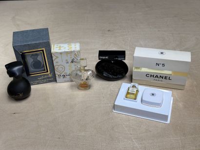 Parfums:
Salvadore Dali, Agnès B, Léonard...