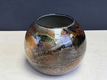 Jean Noël BOUILLET (né en 1943) - 
Vase boule...
