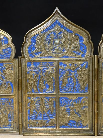 Quadriptyque religieux en bronze. 
18 x 11...