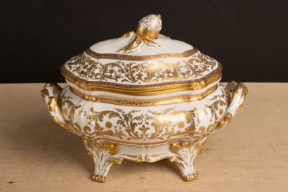 Le Tallec à Paris.
Terrine en porcelaine...