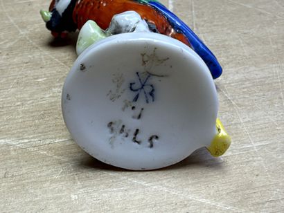SAXE XX°
Miniature perroquet
H 6 cm
Signé...