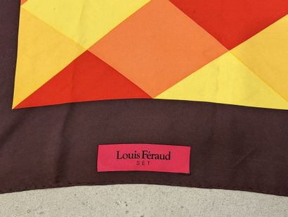 Louis FERAUD
Grand foulard en soie
135 x...