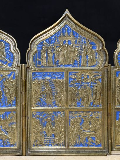 Quadriptyque religieux en bronze. 
18 x 11...