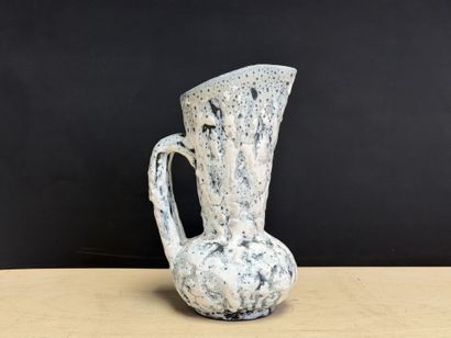LOUIS GIRAUD VALLAURIS
Petit vase pichet...