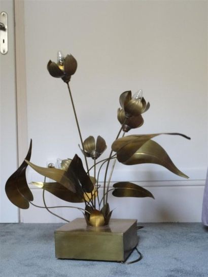 Dans le goût de la Maison JANSEN
Lampe 