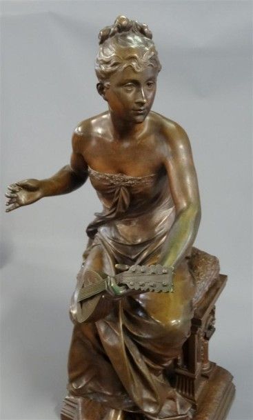 Luca MADRASSI (1848-1919) La joueuse de mandoline...