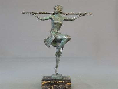Pierre LE FAGUAYS (1892-1962) Femme dansant....